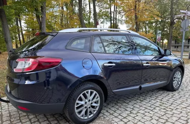 RENAULT Megane 