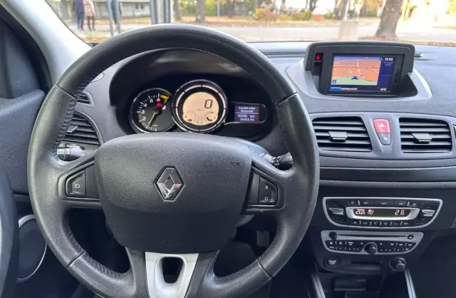 RENAULT Megane 
