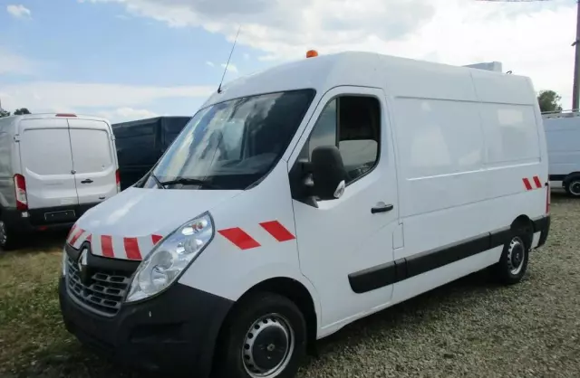 RENAULT Master 
