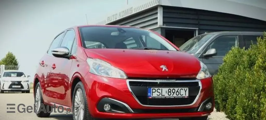 PEUGEOT 208 