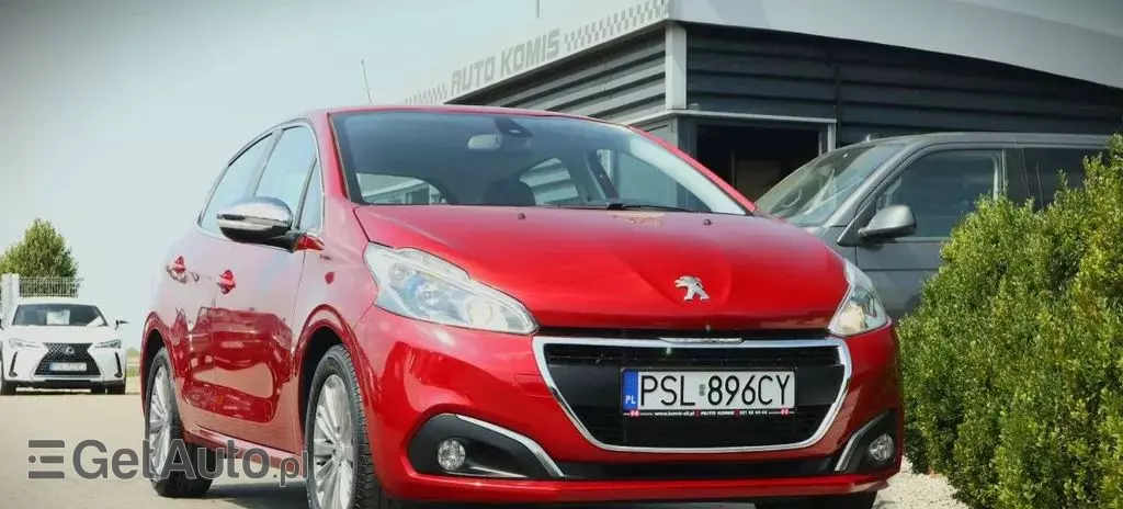PEUGEOT 208 
