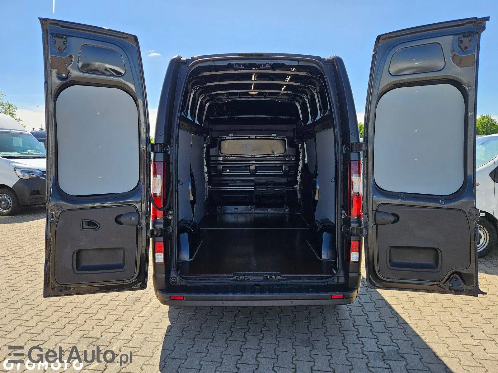 RENAULT Trafic L2H1P2 Business