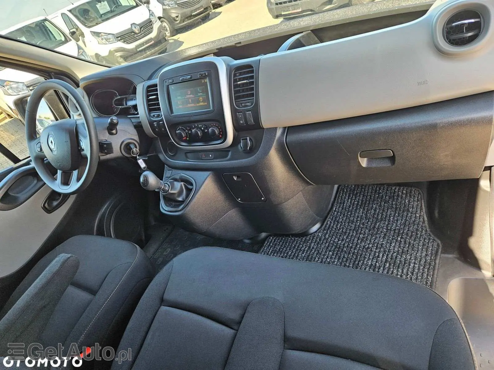 RENAULT Trafic L2H1P2 Business