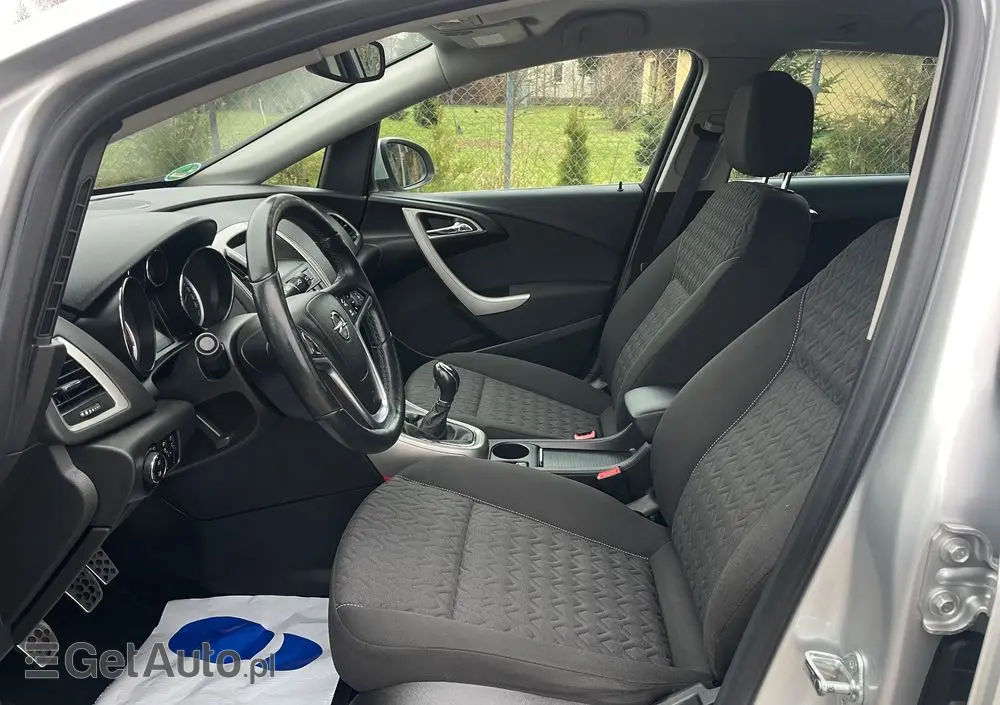 OPEL Astra 1.4 Turbo Active