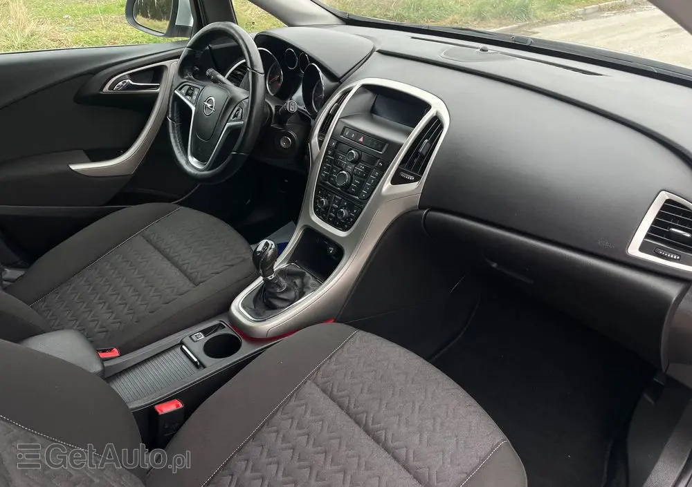 OPEL Astra 1.4 Turbo Active