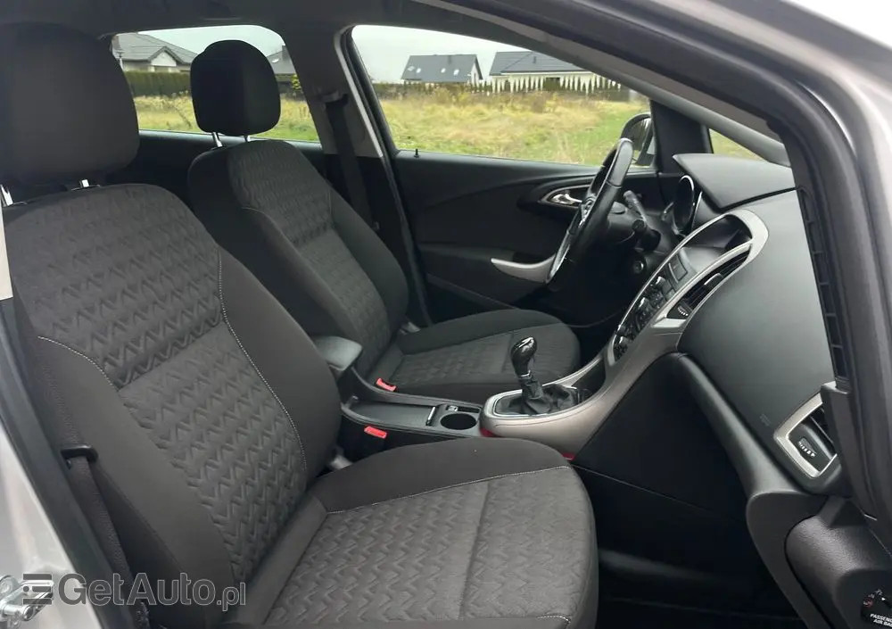 OPEL Astra 1.4 Turbo Active