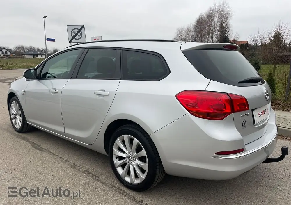 OPEL Astra 1.4 Turbo Active