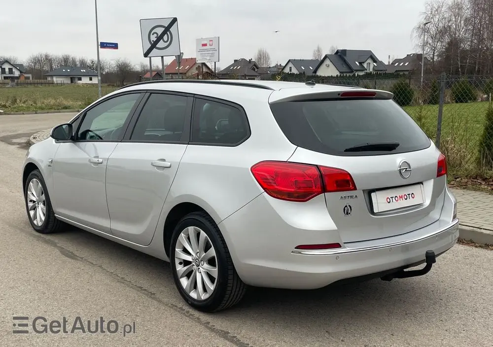 OPEL Astra 1.4 Turbo Active