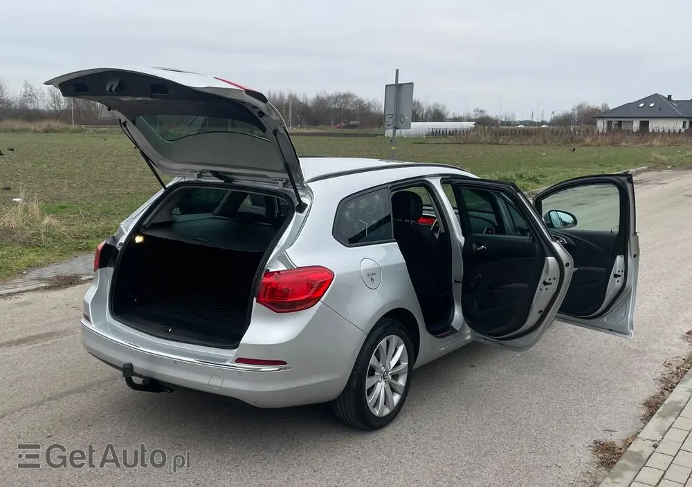 OPEL Astra 1.4 Turbo Active