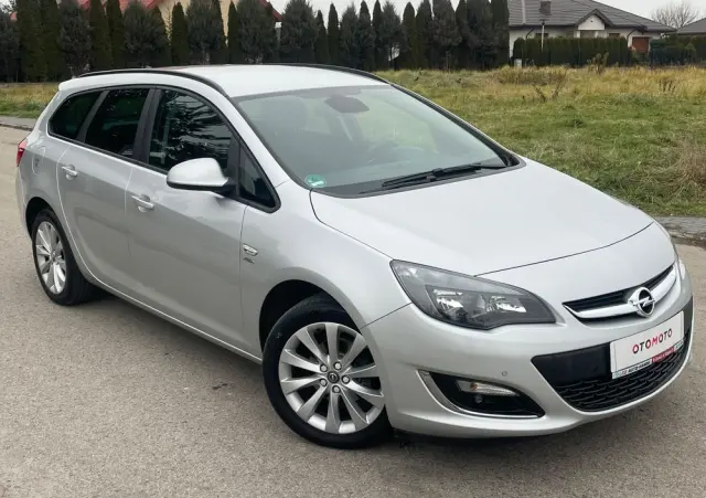 OPEL Astra 1.4 Turbo Active