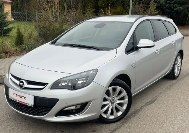 OPEL Astra 1.4 Turbo Active