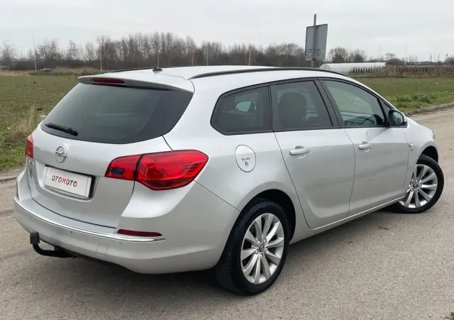 OPEL Astra 1.4 Turbo Active