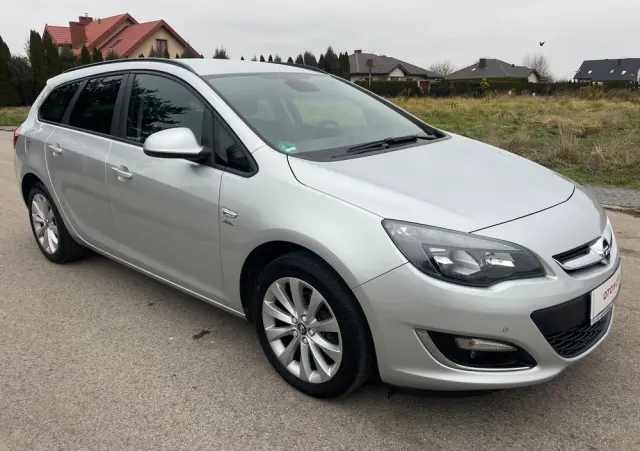OPEL Astra 1.4 Turbo Active