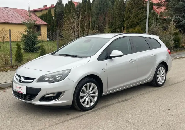 OPEL Astra 1.4 Turbo Active