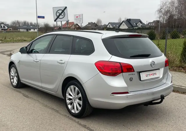 OPEL Astra 1.4 Turbo Active
