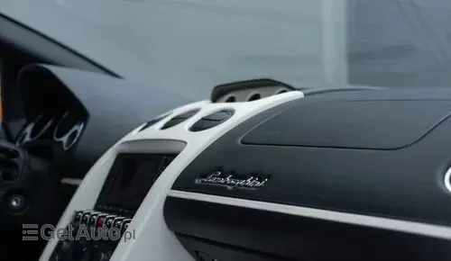 LAMBORGHINI Gallardo 