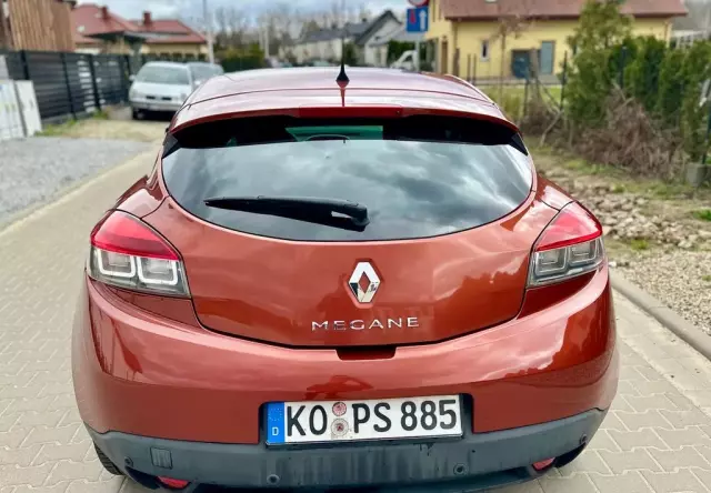 RENAULT Megane 