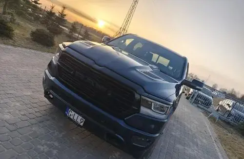 DODGE RAM 
