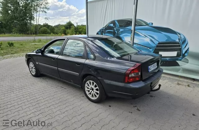 VOLVO S80 