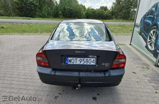 VOLVO S80 