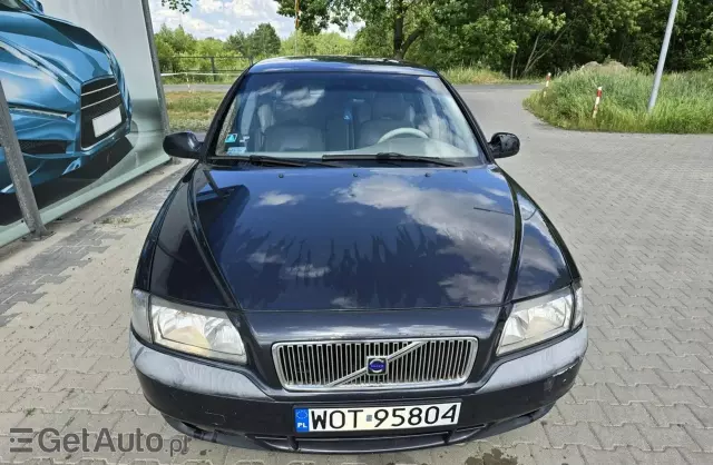 VOLVO S80 