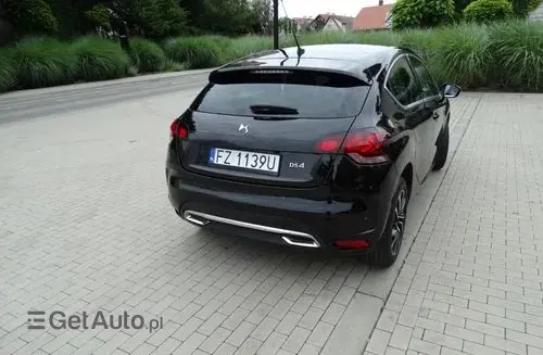 DS 4 