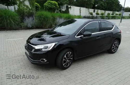 DS 4 
