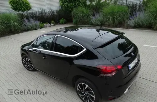 DS 4 