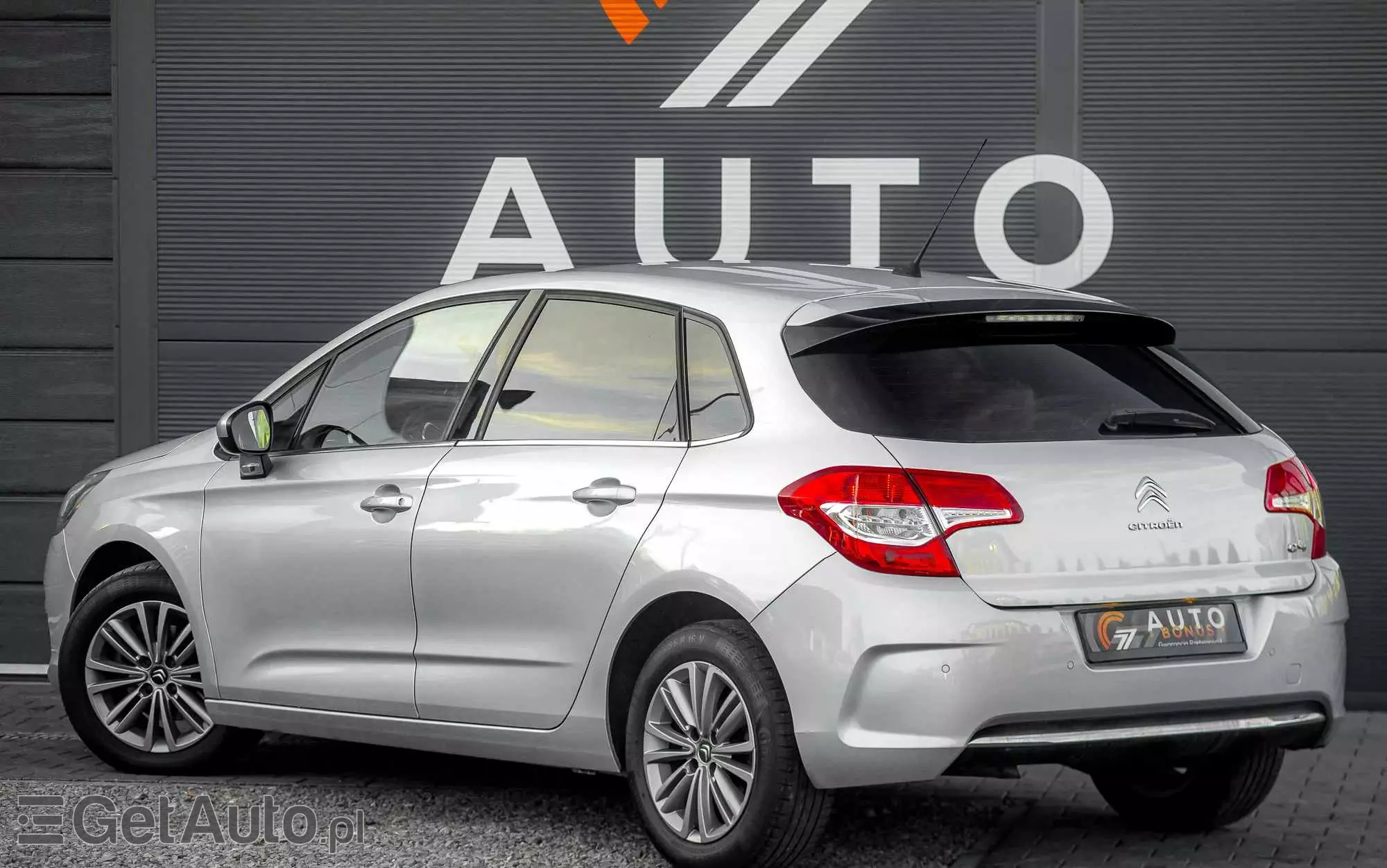 CITROËN C4 1.6 VTi Selection