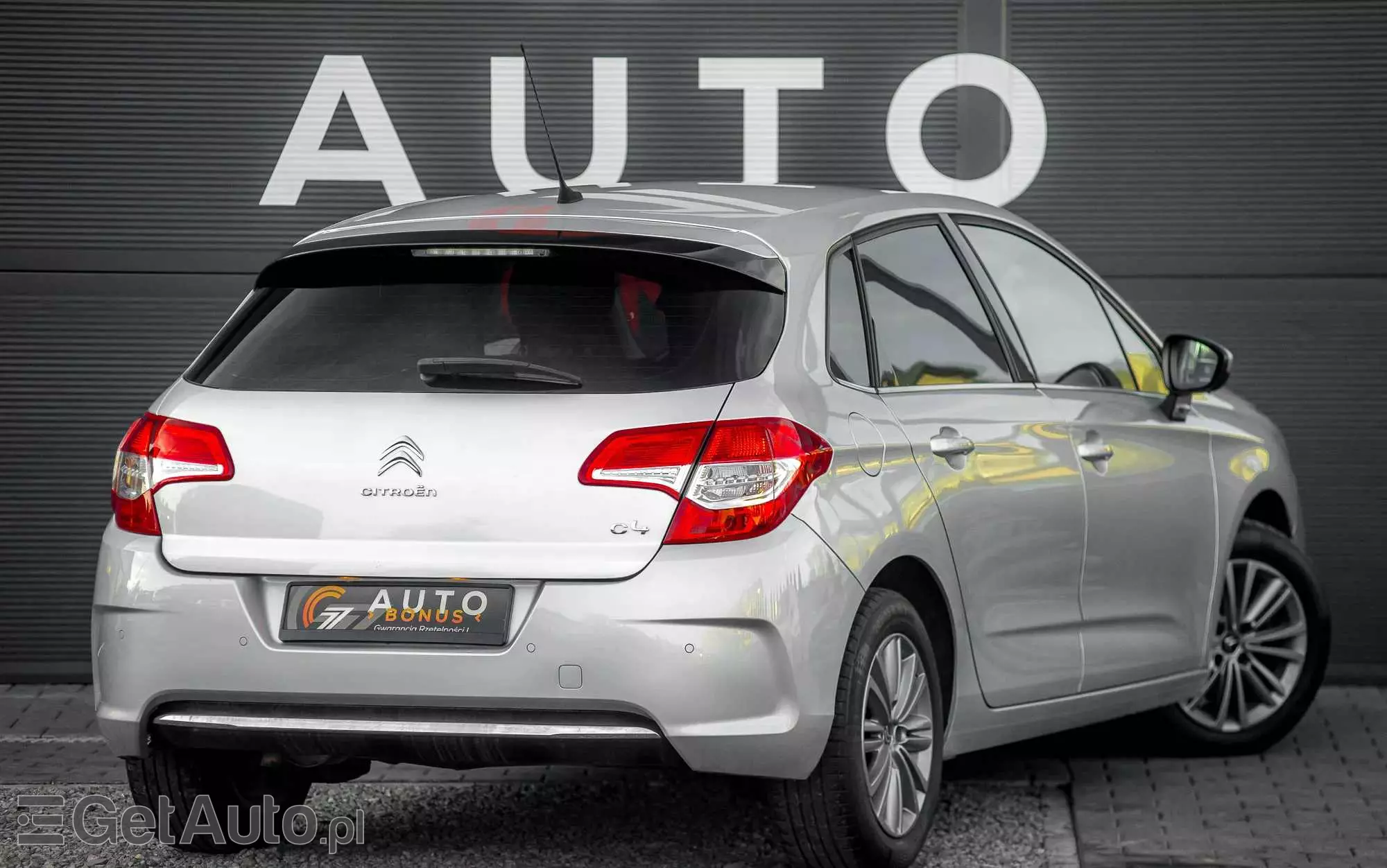 CITROËN C4 1.6 VTi Selection