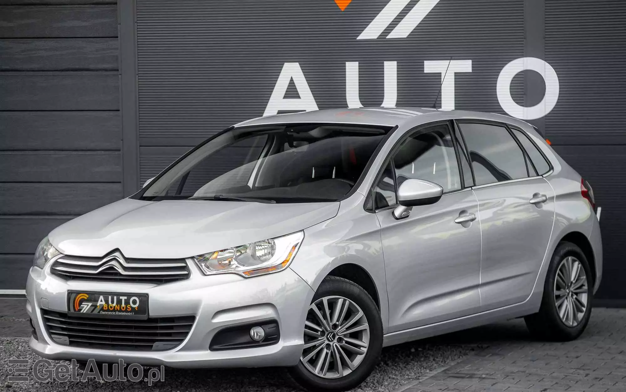CITROËN C4 1.6 VTi Selection