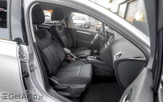 CITROËN C4 1.6 VTi Selection