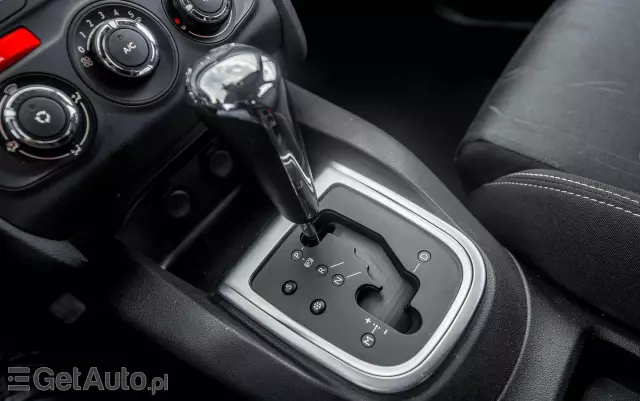 CITROËN C4 1.6 VTi Selection