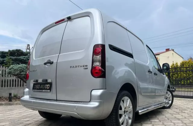 PEUGEOT Partner 