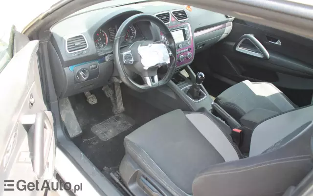 VOLKSWAGEN Scirocco 