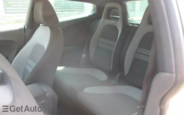 VOLKSWAGEN Scirocco 