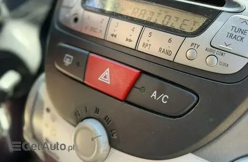 TOYOTA Aygo 