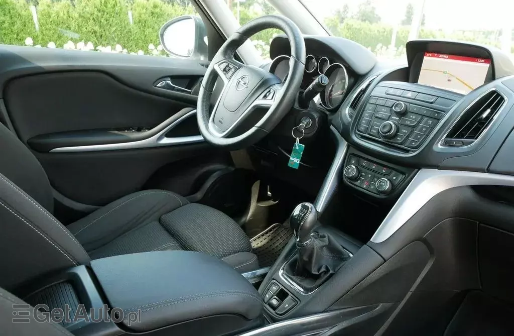 OPEL Zafira 