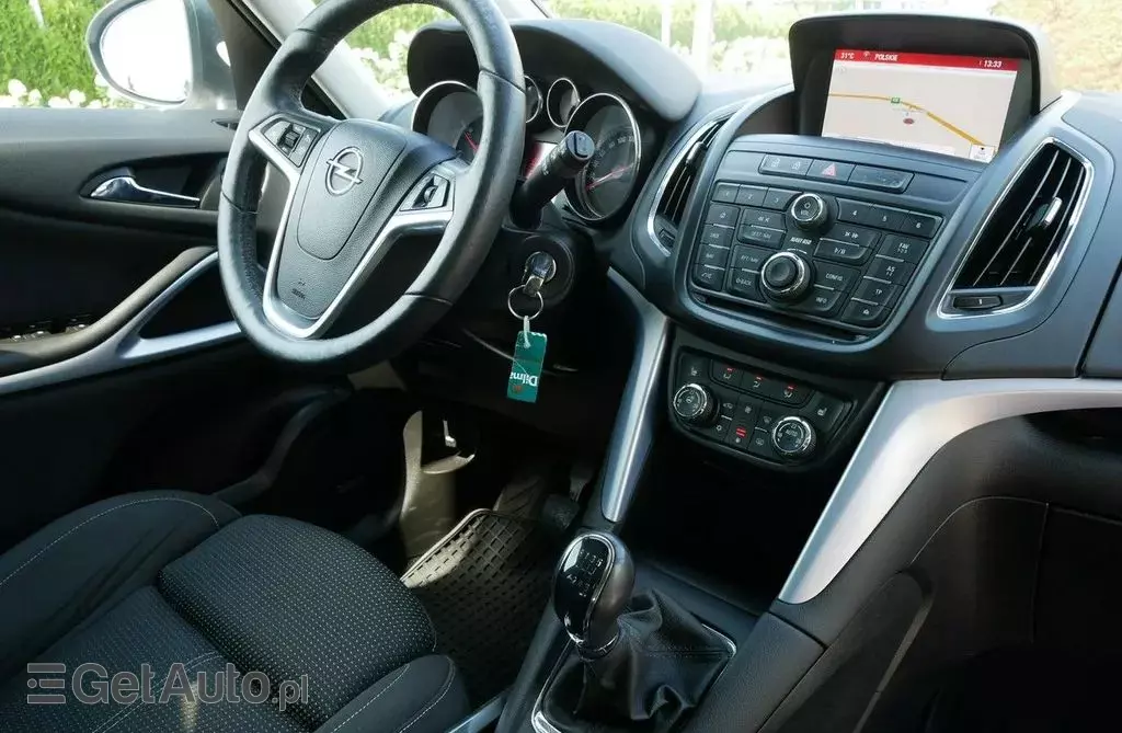 OPEL Zafira 