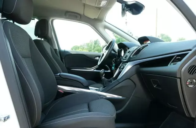 OPEL Zafira 