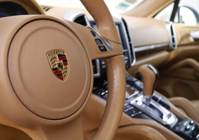 PORSCHE Cayenne Diesel