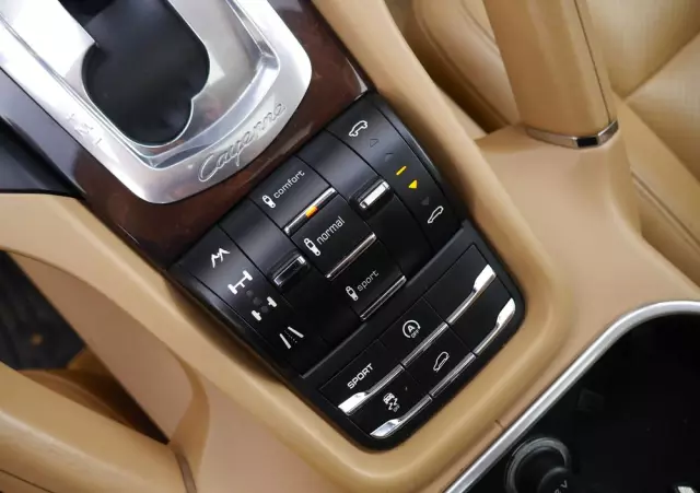 PORSCHE Cayenne Diesel