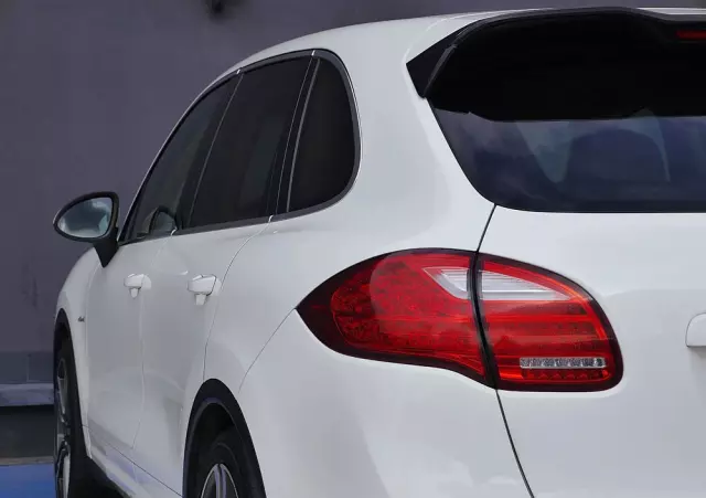 PORSCHE Cayenne Diesel