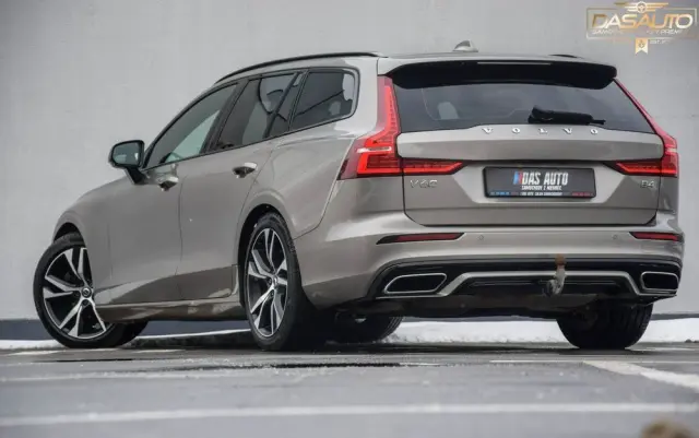 VOLVO V60 B4 D Geartronic RDesign