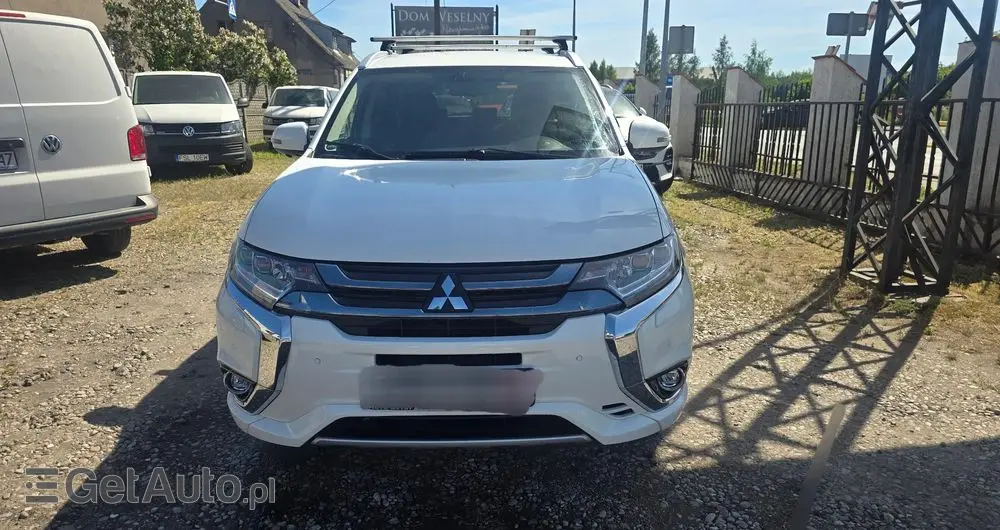 MITSUBISHI Outlander 2.0 4WD