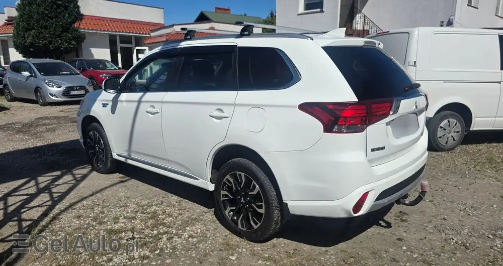 MITSUBISHI Outlander 2.0 4WD
