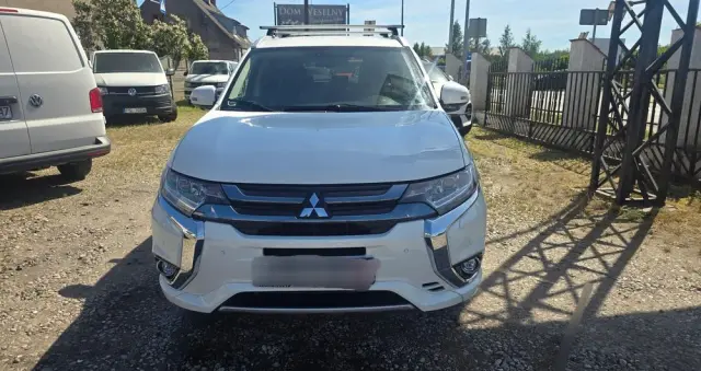 MITSUBISHI Outlander 2.0 4WD