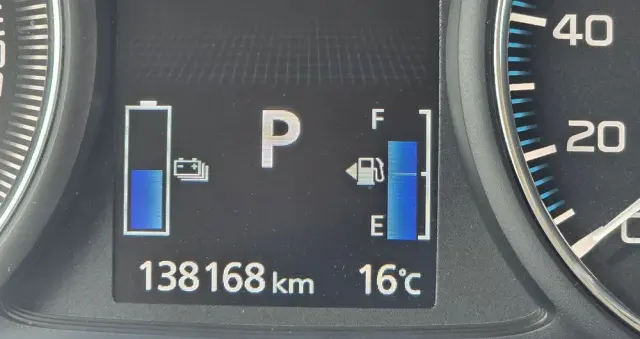 MITSUBISHI Outlander 2.0 4WD