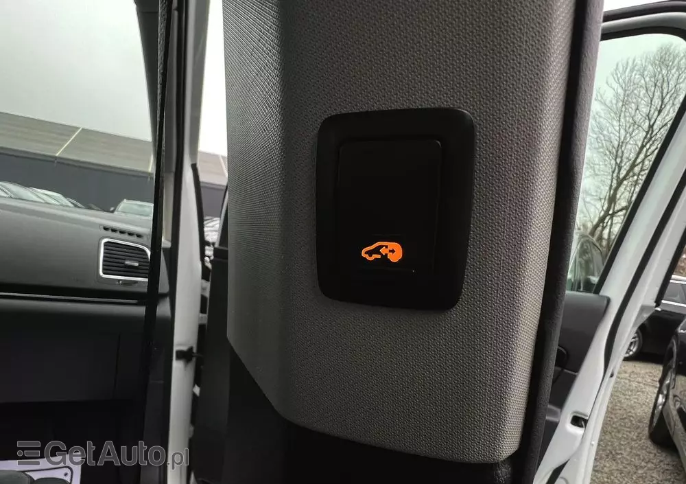 VOLKSWAGEN Sharan 2.0 TDI BMT Highline DSG