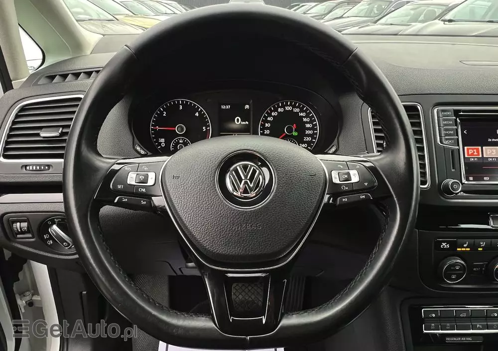 VOLKSWAGEN Sharan 2.0 TDI BMT Highline DSG